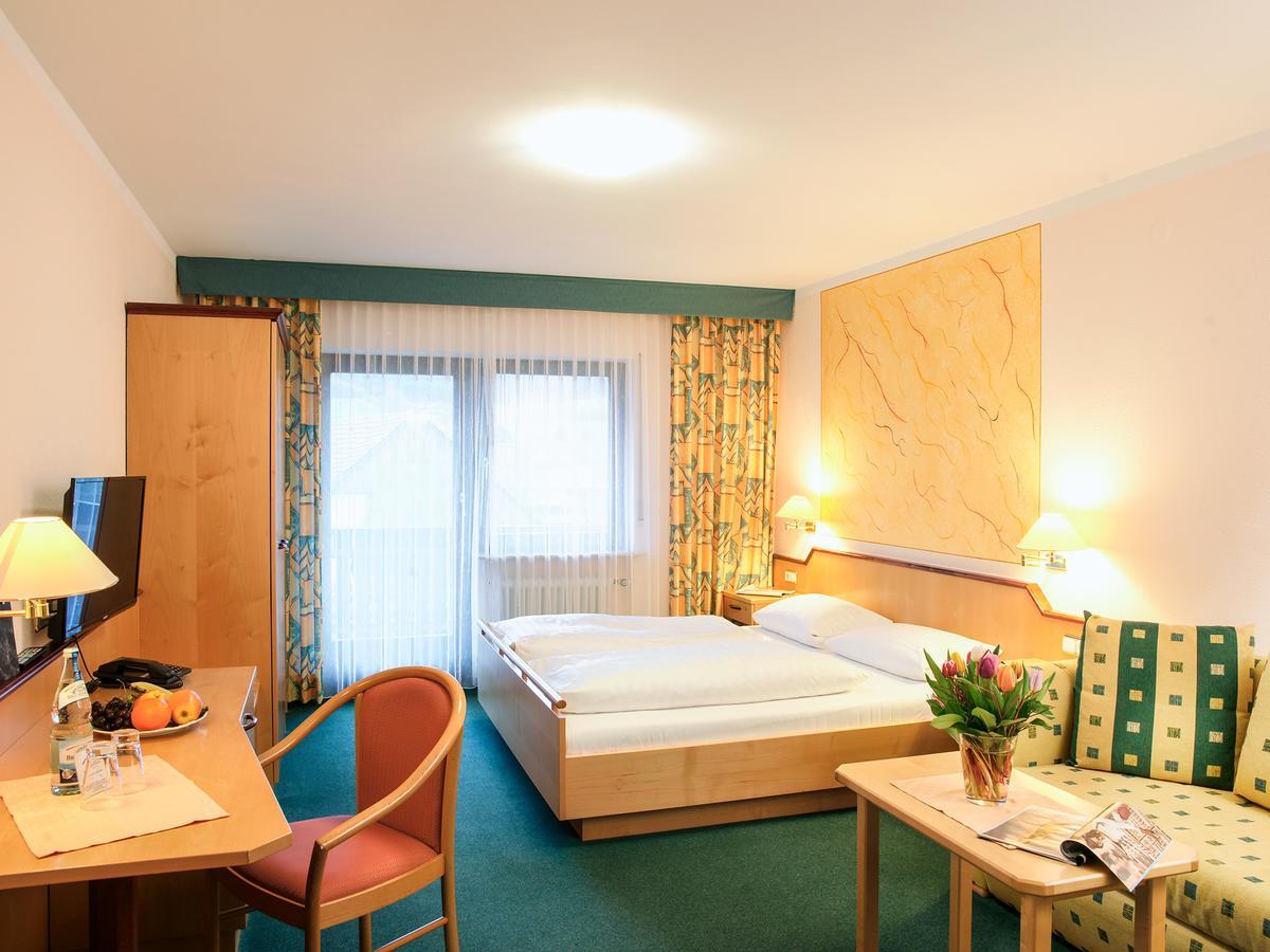 Hotel Gasthof Zum Biber Motten Zewnętrze zdjęcie