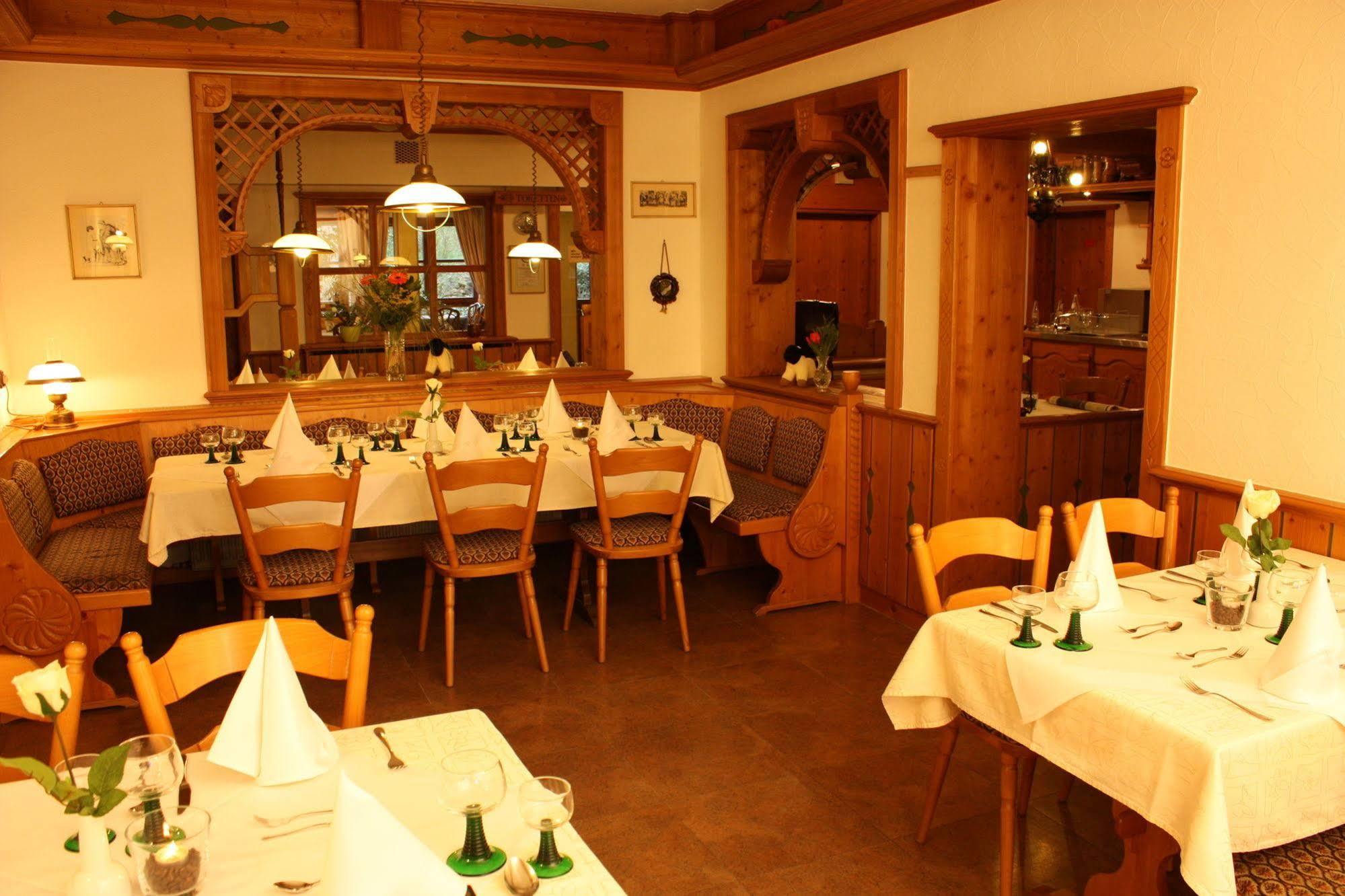 Hotel Gasthof Zum Biber Motten Zewnętrze zdjęcie