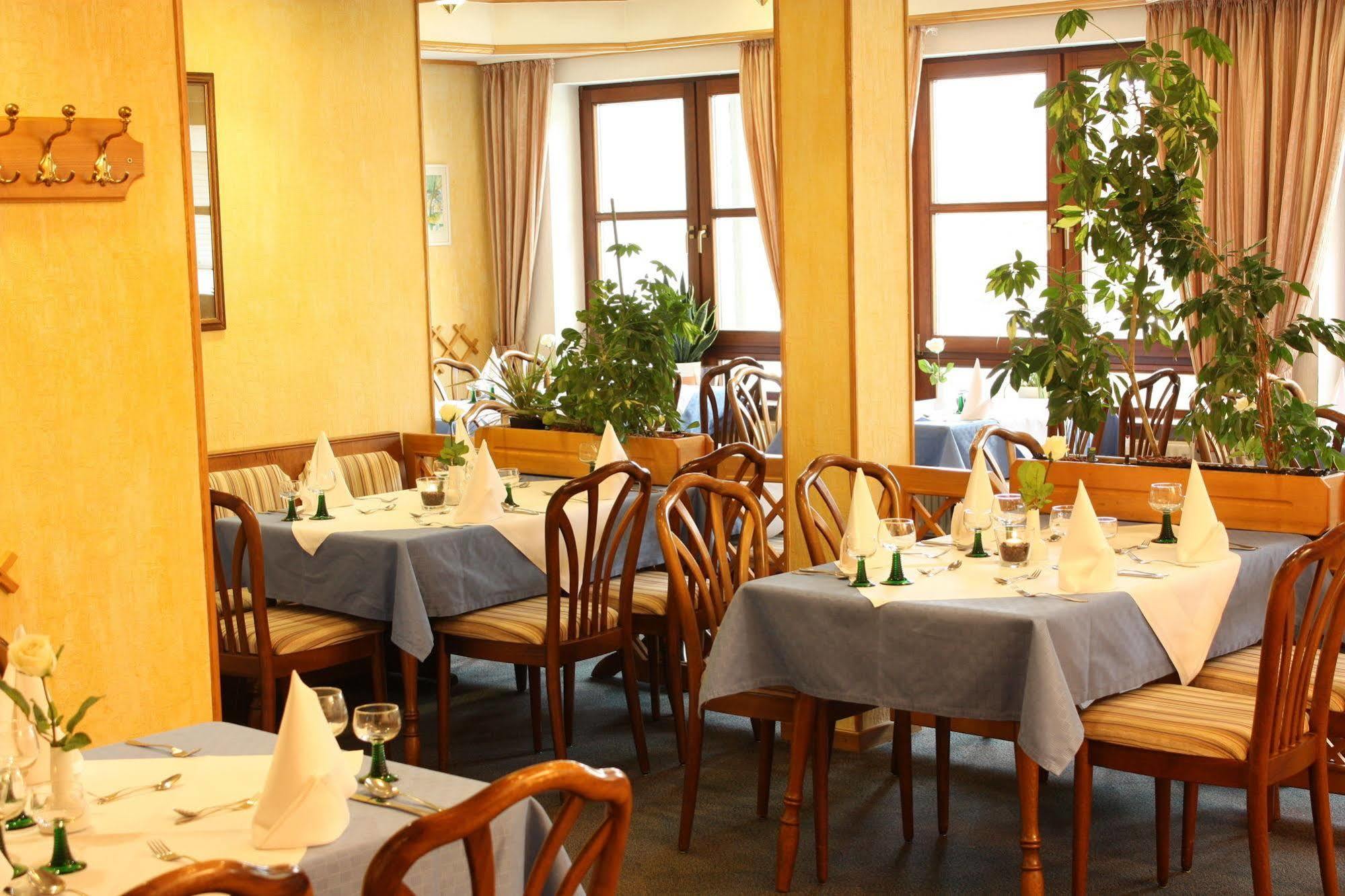 Hotel Gasthof Zum Biber Motten Zewnętrze zdjęcie